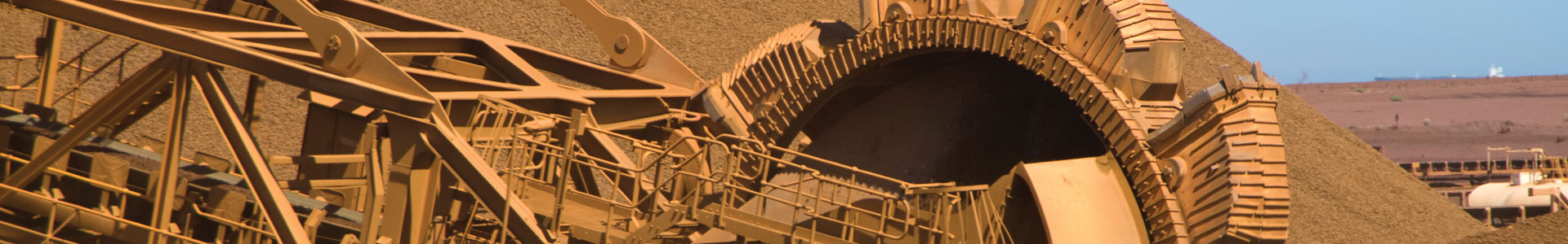 Stackers Reclaimers